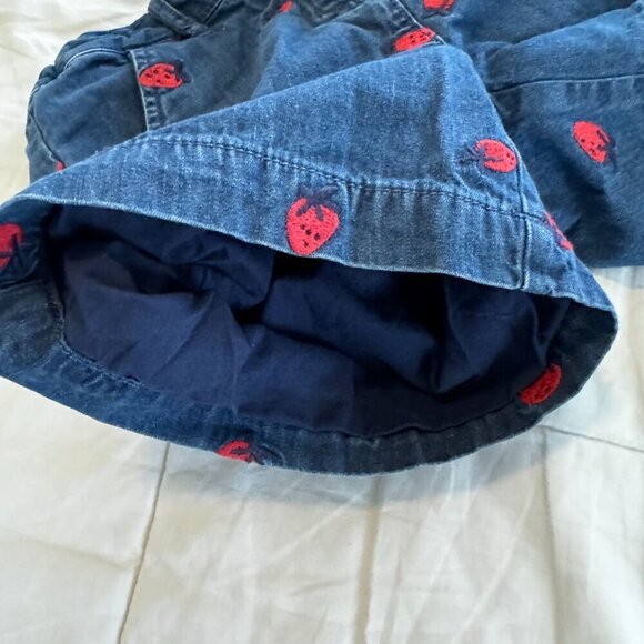 Hanna Andersson Strawberry Shorts - Picture 5 of 5